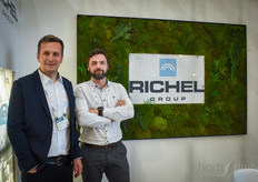 George Antonie (Grupo Richel), Jefe de Proyecto de un gran proyecto griego reciente, y su colega, Jefe de Proyecto para los mercados polacos.