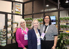 Chrtistie Bower, Indiana Foscher y Elena Juerta, de Rocket Farms
