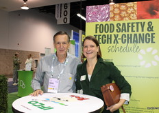 Mario Steta, de Driscoll's y Anouk Sijmonsma, de IFPA