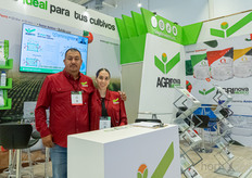 Luis Cabeza, Catalina Felix, Agrinova.