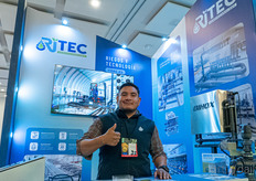 José Flores, de Ritec, se lo pasa en grande