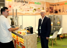 José Luis Pérez, en el stand de Pelamatic