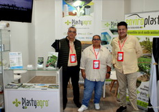 José Carlos Casado, Ana Silvero y Bernardo José Ruiz, de Plastyagro