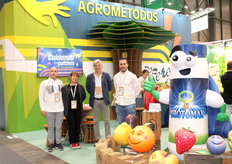 Peter, Natalia, Antonio y Javier, en el stand “fallero” de Agrométodos