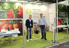 José Miguel Vargas y Kim Møller, de Pindstrup