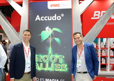 Antonio Solano, product manager de fungicidas, y Javier Blázquez, business development Lead, de FMC