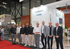 Equipo del stand de Axia Semillas y Svensson