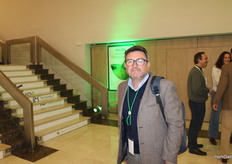 Saliendo de una de las ponencias, saludamos a Manuel Fuentes García, de Agroquivir