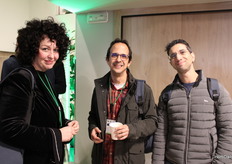Con una sonrisa en la pausa para el café, el equipo del IFAPA Córdoba Alameda del Obispo