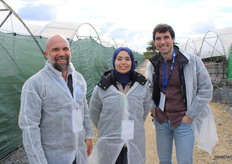 Antonio Soto y Bruno Domínguez, de Arofa, junto a Fátima, de Planasa