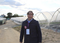 Entre los invernaderos saludamos a Pepo