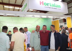 Juan Diego Pérez, Juan Miguel Martínez y Antonio Sánchez, en el stand de Hortalan