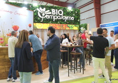 Ajetreo en el stand de BIO Campojoyma