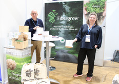 Jan Fuglerud y Tove Ladstein de Fibergrow ven potencial en los sustratos de fibra de madera para la industria del cannabis