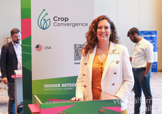 Kendra Armstrong, de CropConvergence, habló de la recopilación de datos que permite a los productores optimizar las operaciones en sus invernaderos.