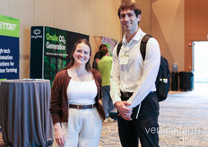 Allison Driskill de Signify y Matthew Gellert de Gellert CEA Consulting