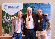 Michael Ploeg, de Dalsem, Will Lammers, de ISO Horti Innovators, y Denis Dullemans, de Dutch Lighting Innovations.