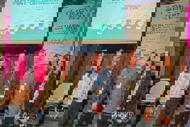 Grouphoto.jpg